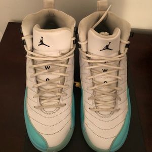 Used air jordan 12 retro GS light Aqua!!